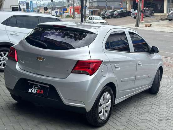 CHEVROLET-ONIX-1.0 MPFI LT 8V FLEX 4P MANUAL CHEVROLET-ONIX-2018