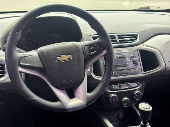 CHEVROLET-ONIX-2018