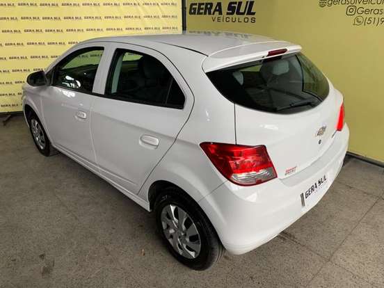 CHEVROLET-ONIX-2014