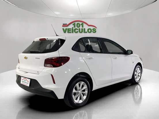 CHEVROLET-ONIX-2022