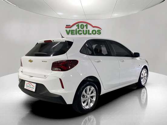CHEVROLET-ONIX-2022