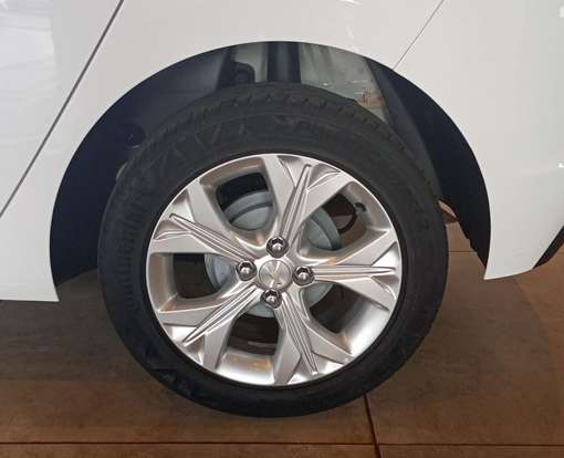 CHEVROLET-ONIX-2023