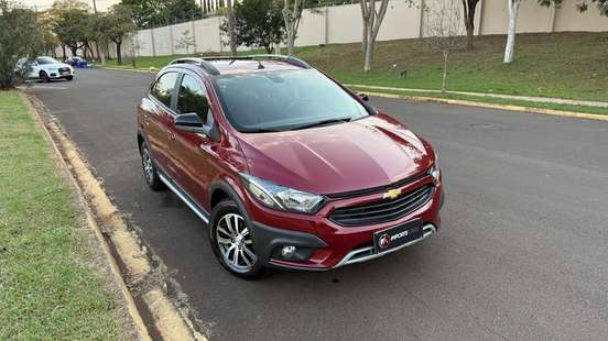 CHEVROLET-ONIX-2016