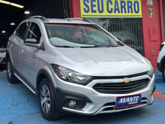 CHEVROLET ONIX 1.4 MPFI ACTIV 8V FLEX 4P AUTOMÁTICO