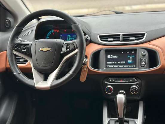 CHEVROLET-ONIX-2017