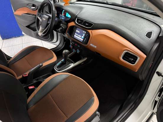 CHEVROLET-ONIX-2018