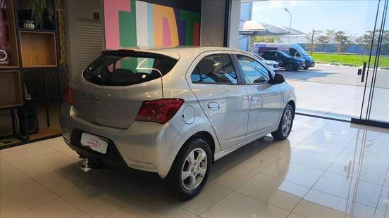 CHEVROLET-ONIX-1.4 MPFI LT 8V FLEX 4P MANUAL CHEVROLET-ONIX-2019
