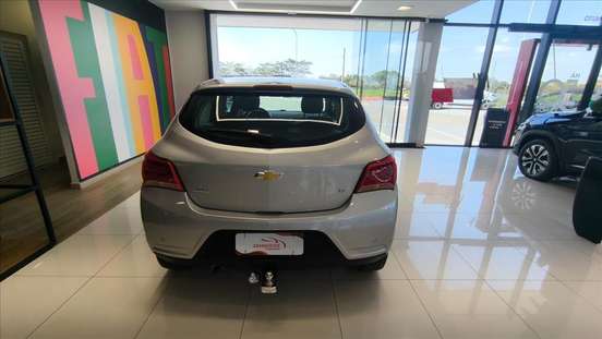CHEVROLET-ONIX-1.4 MPFI LT 8V FLEX 4P MANUAL CHEVROLET-ONIX-2019
