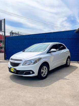 CHEVROLET-ONIX-2013