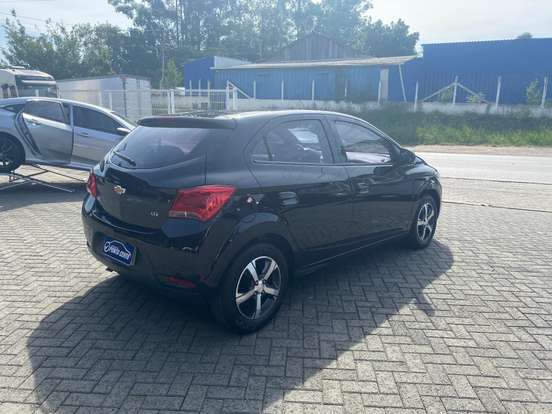 CHEVROLET-ONIX-1.4 MPFI LTZ 8V FLEX 4P AUTOMÁTICO CHEVROLET-ONIX-2018