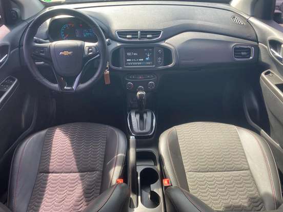 CHEVROLET-ONIX-2018