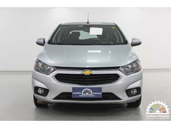 CHEVROLET-ONIX-2018
