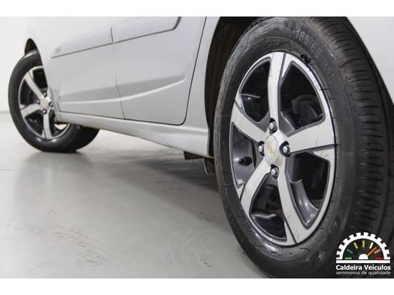 CHEVROLET-ONIX-1.4 MPFI LTZ 8V FLEX 4P AUTOMÁTICO CHEVROLET-ONIX-2018