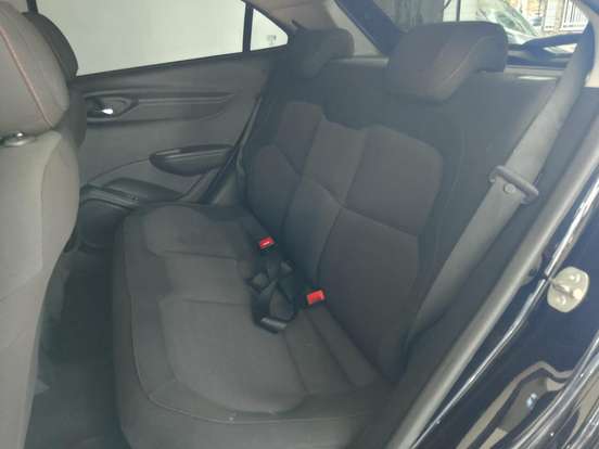 CHEVROLET-ONIX-2016