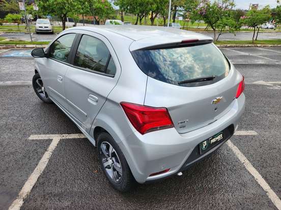 CHEVROLET-ONIX-1.4 MPFI LTZ 8V FLEX 4P AUTOMÁTICO CHEVROLET-ONIX-2017