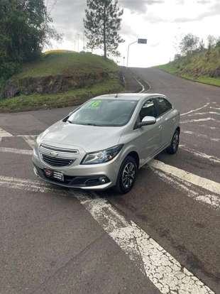 CHEVROLET-ONIX-2016