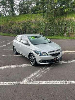 CHEVROLET-ONIX-2016
