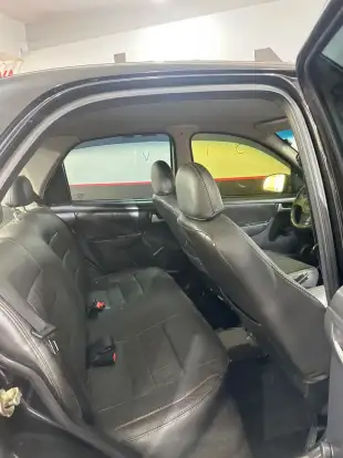 CHEVROLET-PRISMA-2007