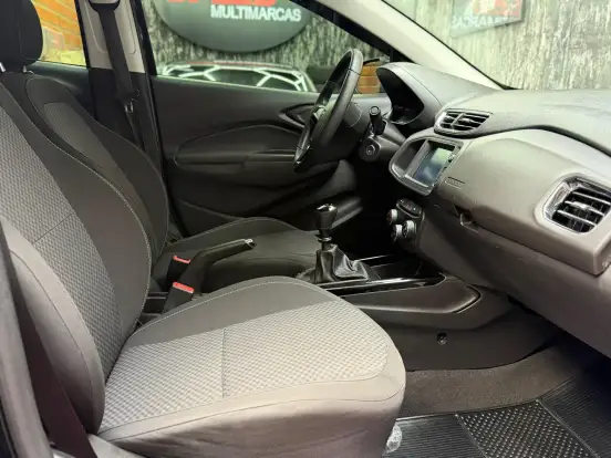 CHEVROLET-PRISMA-2017