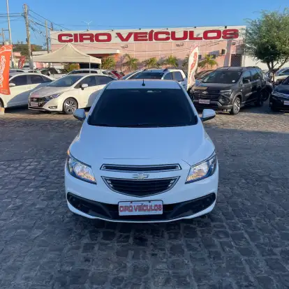 CHEVROLET-PRISMA-2014