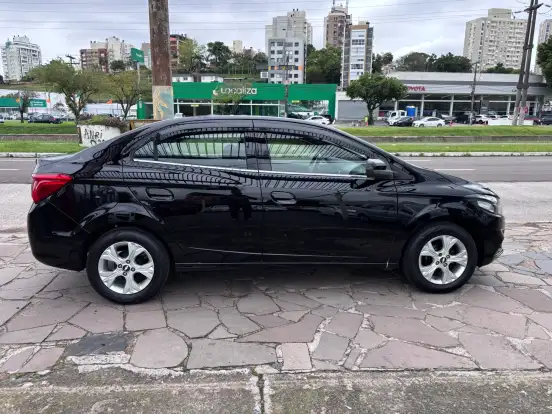 CHEVROLET-PRISMA-2017