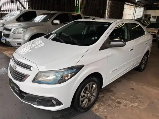 CHEVROLET-PRISMA-2014