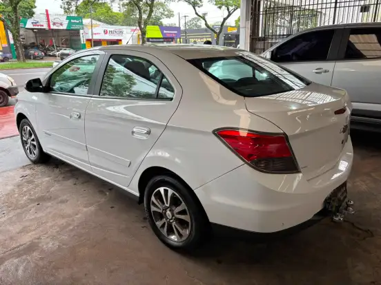 CHEVROLET-PRISMA-2014