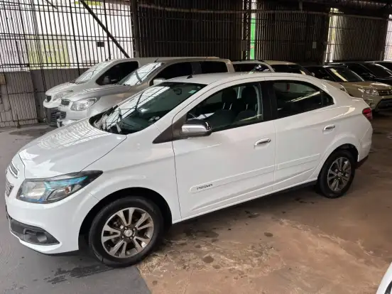 CHEVROLET-PRISMA-2014