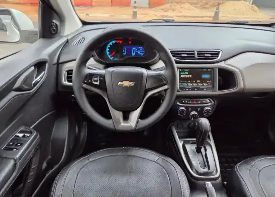 CHEVROLET-PRISMA-2013