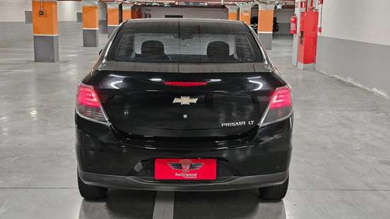 CHEVROLET-PRISMA-2014