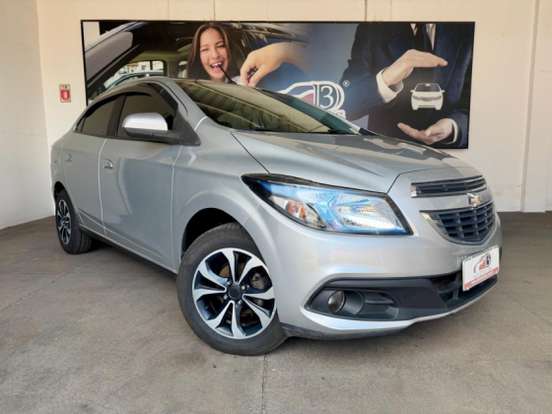 CHEVROLET-PRISMA-2015