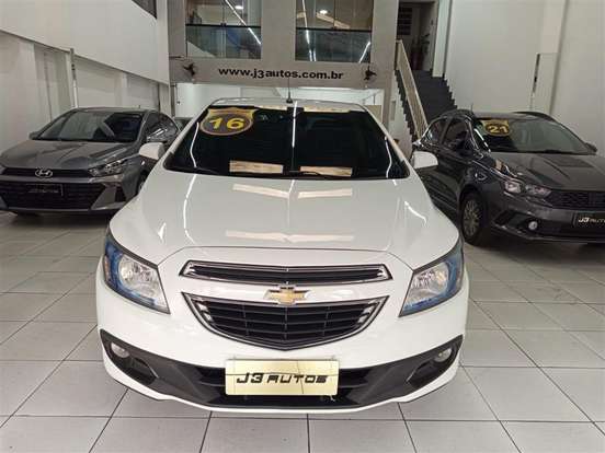 CHEVROLET-PRISMA-2016