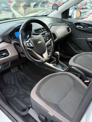 CHEVROLET-PRISMA-2014