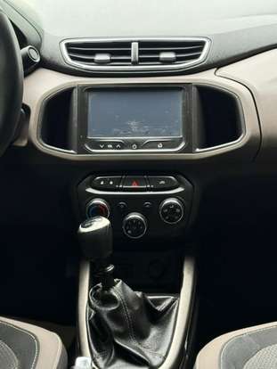 CHEVROLET-PRISMA-2014