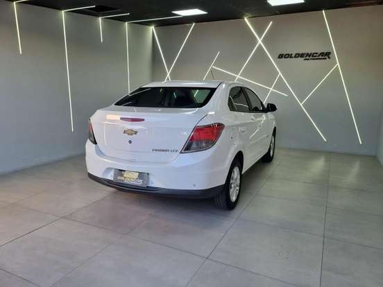 CHEVROLET-PRISMA-2015
