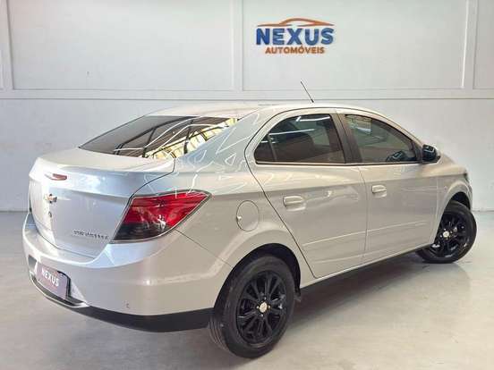 CHEVROLET-PRISMA-2015