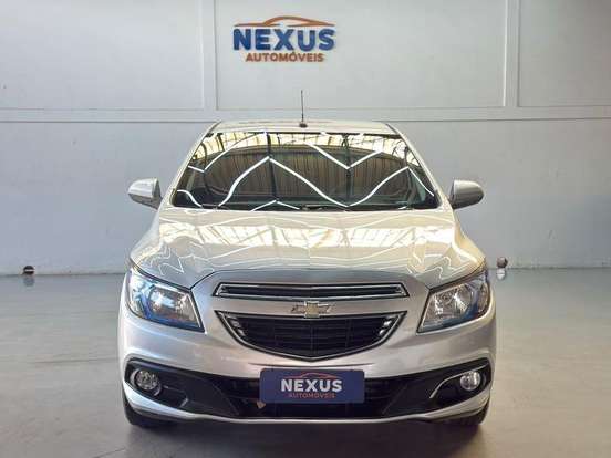 CHEVROLET-PRISMA-2015