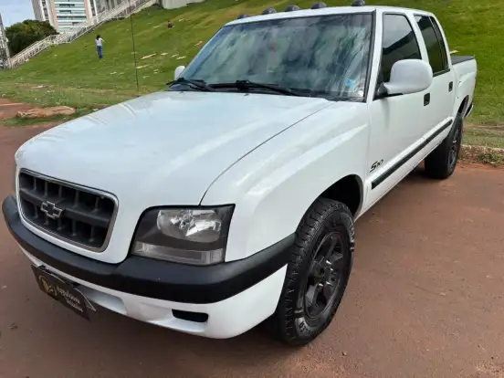 CHEVROLET-S10-2.8 STD 4X4 CD 12V TURBO INTERCOOLER DIESEL 4P MANUAL CHEVROLET-S10-2003