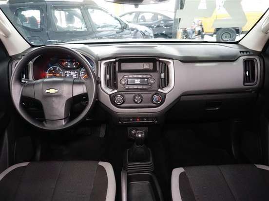 CHEVROLET-S10-2.8 16V TURBO DIESEL LS CD 4X4 MANUAL CHEVROLET-S10-2024