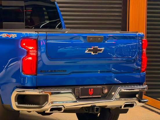 CHEVROLET-SILVERADO-2022
