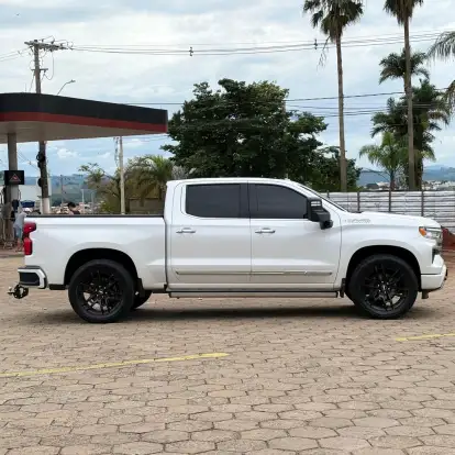 CHEVROLET-SILVERADO-2024