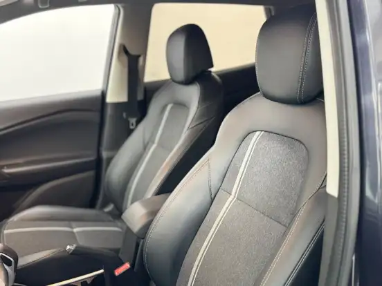 CHEVROLET-TRACKER-2023