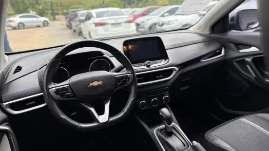 CHEVROLET-TRACKER-2023