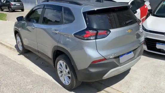 CHEVROLET-TRACKER-2025
