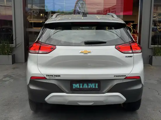CHEVROLET-TRACKER-2021