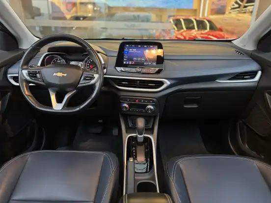 CHEVROLET-TRACKER-2023