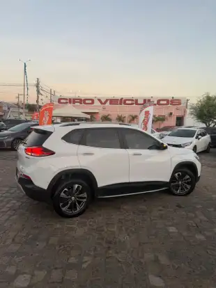 CHEVROLET-TRACKER-2022