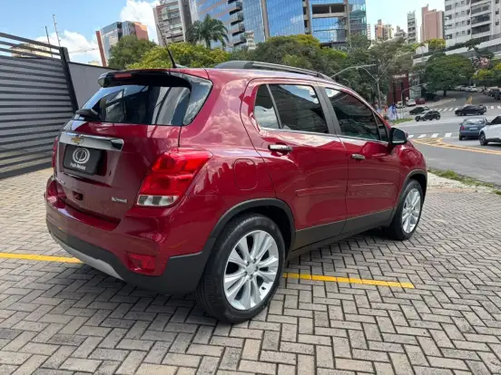 CHEVROLET-TRACKER-2017
