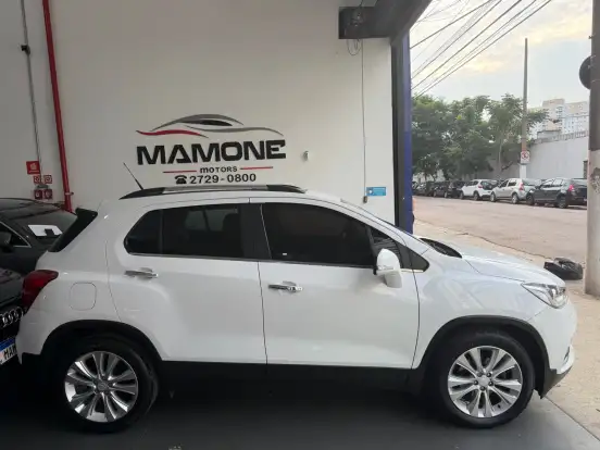 CHEVROLET-TRACKER-2017