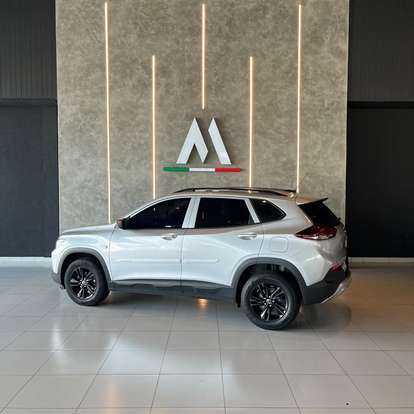 CHEVROLET-TRACKER-2020